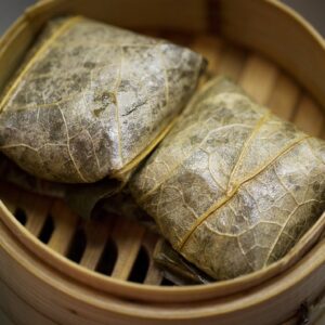 Sticky Rice in Lotus Leaf 糯米雞 (5 pieces)